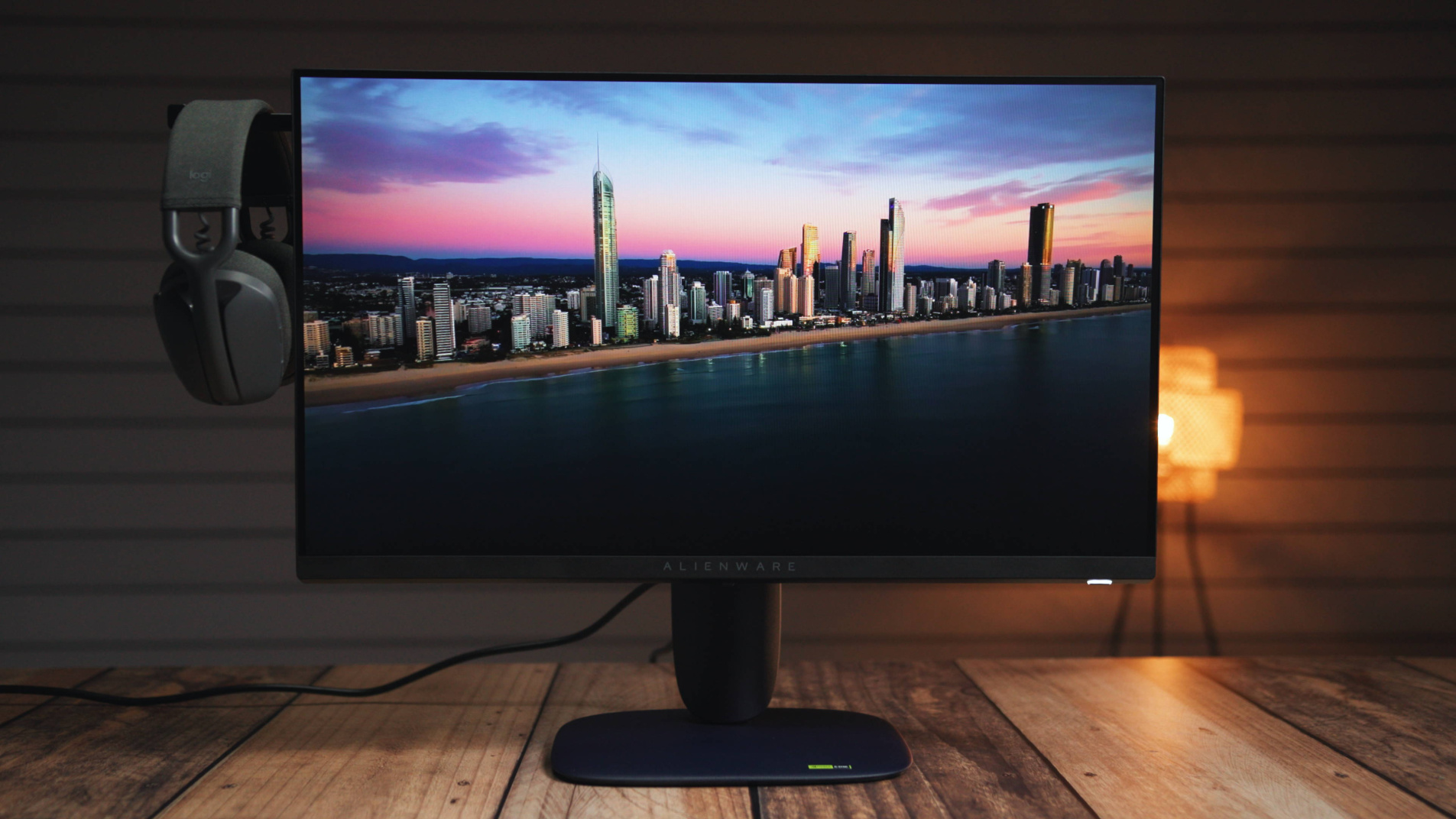 Alienware AW2525HM recenzija- Pristupačnih 320Hz