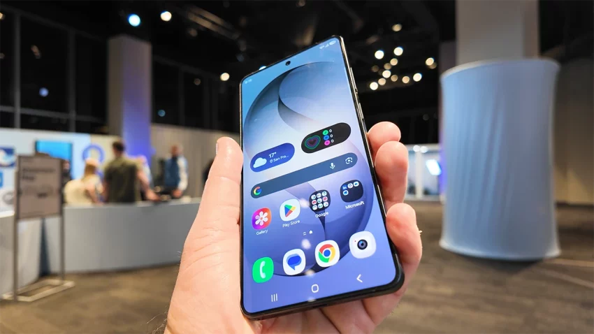 Galaxy S26 Ultra ekran izgleda drugačije čak i kada je Privacy Display isključen