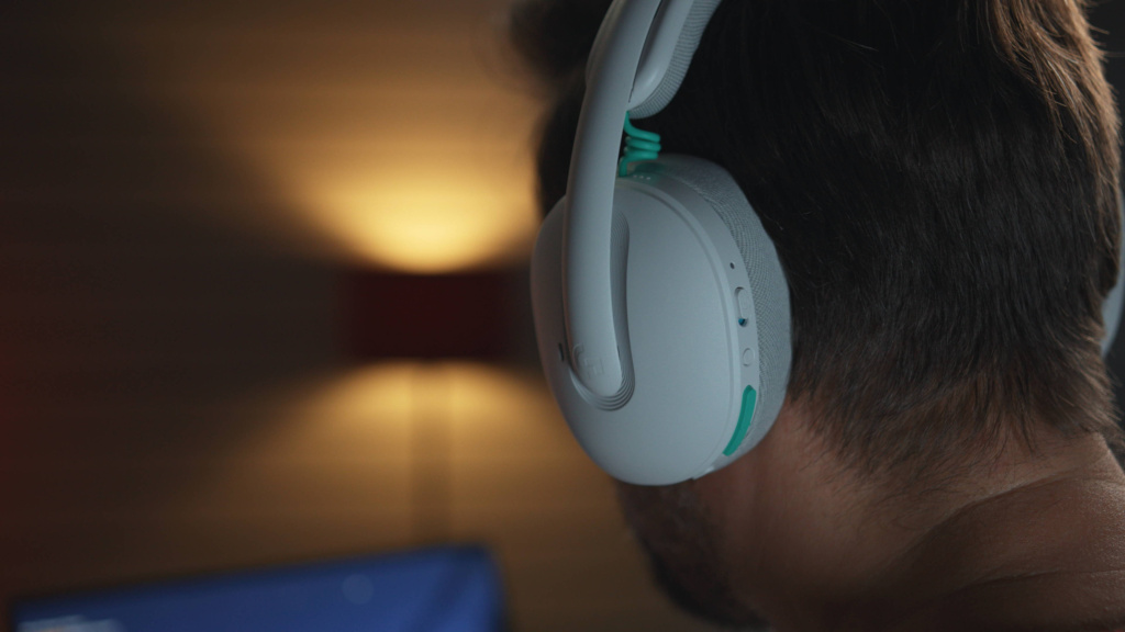Logitech G325