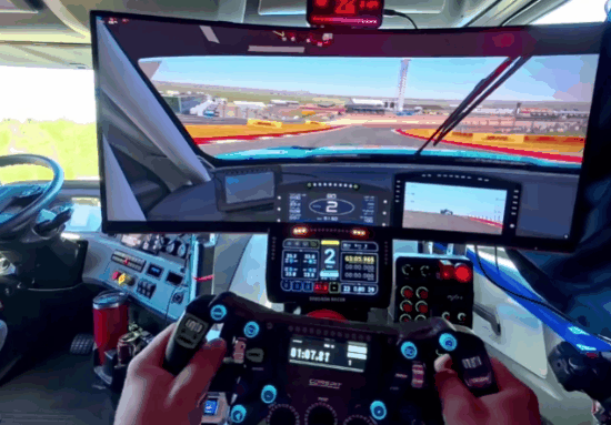 RTX 5080 kamiondžija gejmer