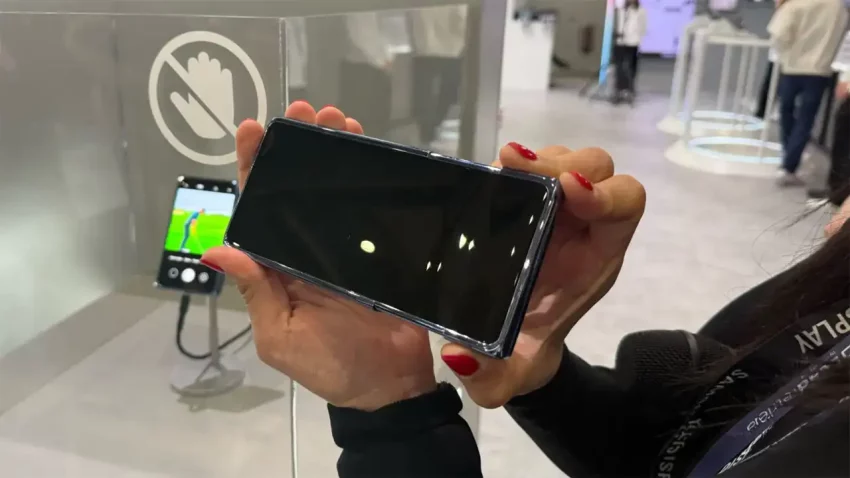 Razvucite vaš Galaxy ako vam je ekran mali: Samsung prikazao telefon sa kliznim ekranom