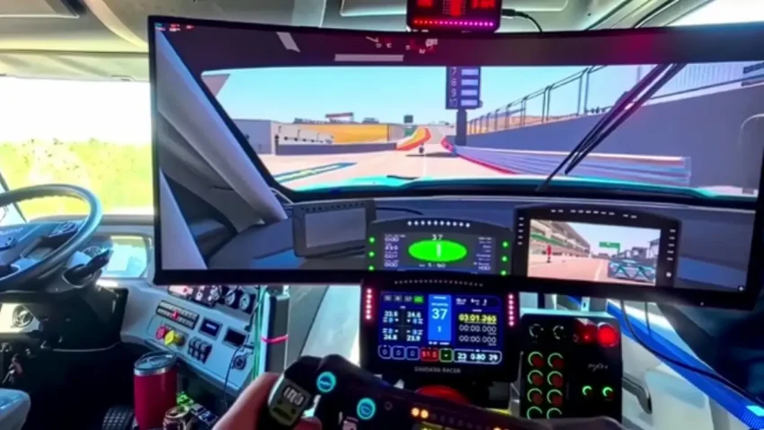 Najstrastveniji kamiondžija gejmer u istoriji! U kabini krije PC sa RTX 5080 vredan oko 5.500 evra