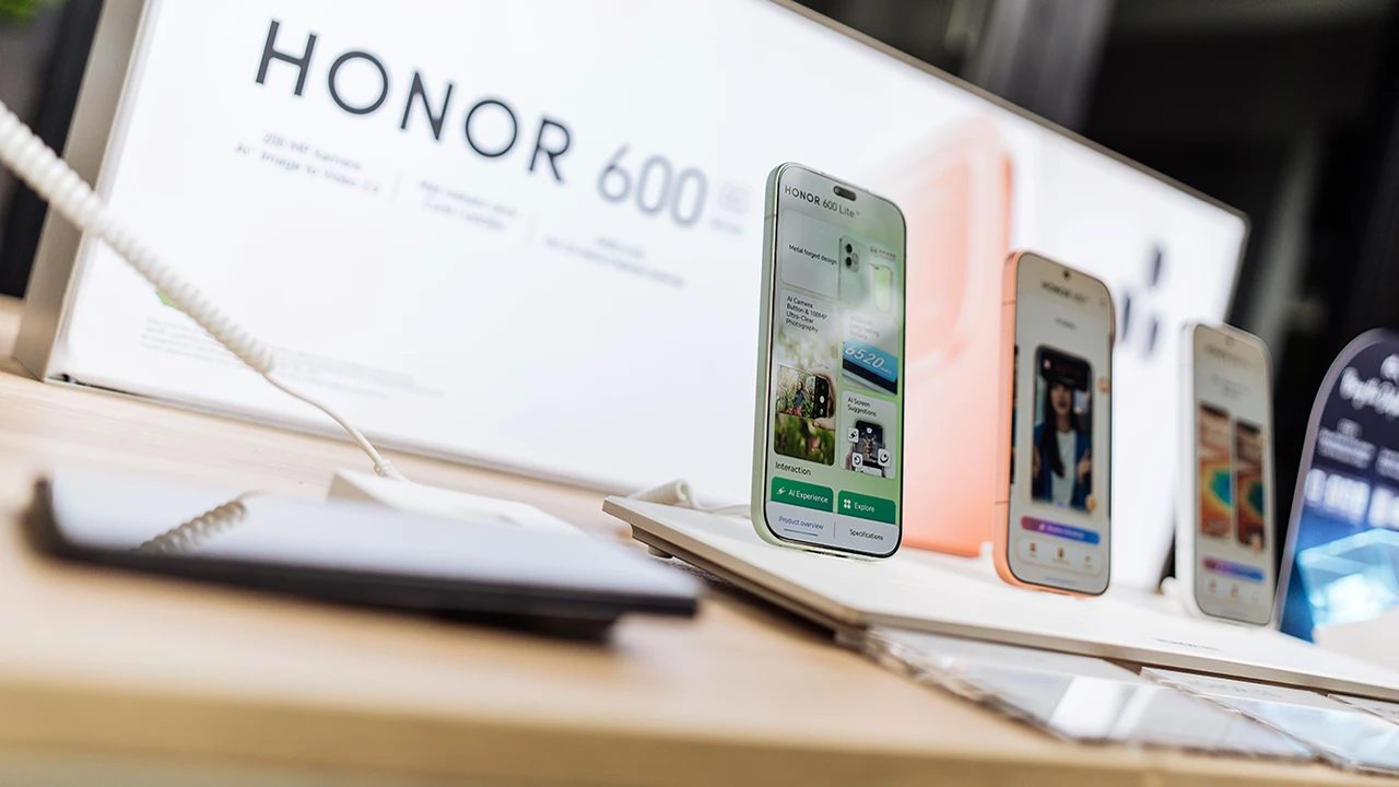HONOR-600-serija_1-copy.webp