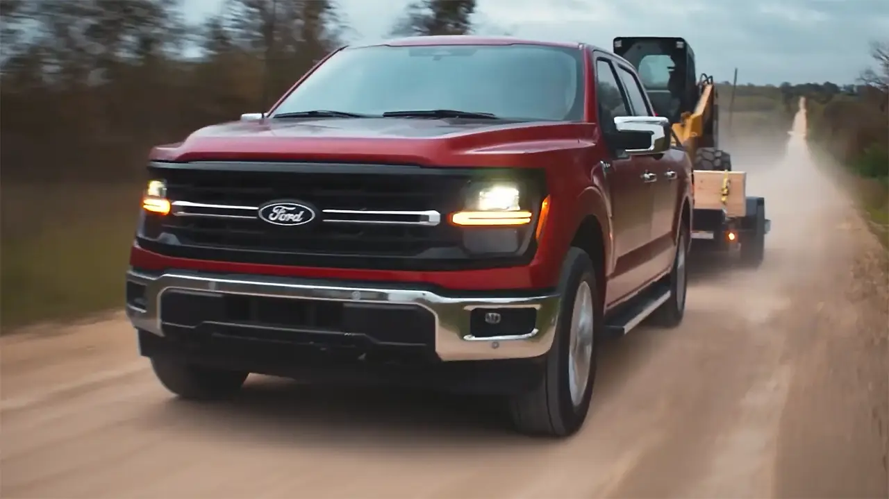 Ford-Raptor-u-akciji.webp