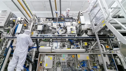 Ilon Mask se ne šali: Terafab dobija prve ASML EUV mašine