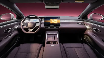 BYD Seal 07 druge generacije dobija novi enterijer i francuski Hi-Fi sistem sa 20 zvučnika